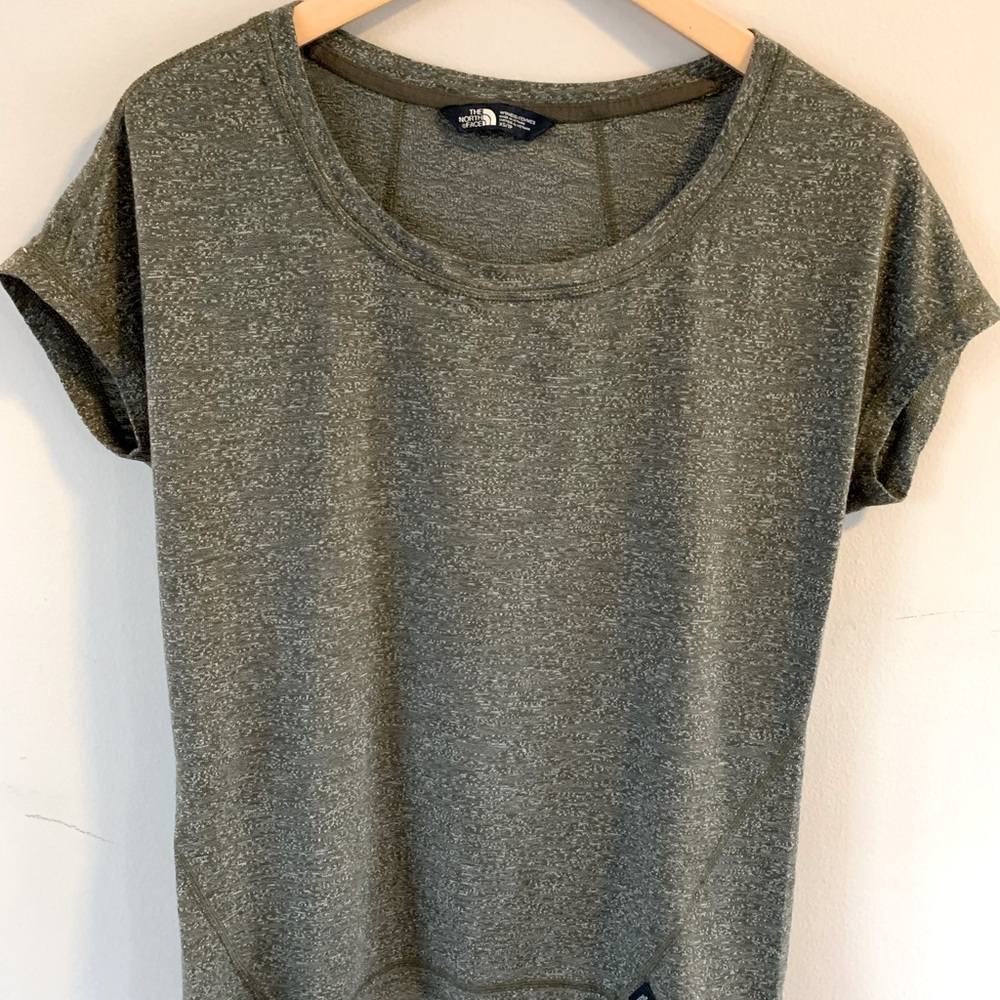 Short sleeve, green, North Face shirt. Size XS, runs large for XS.
